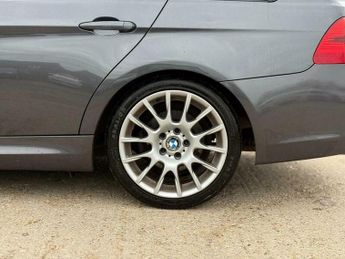 BMW 3 SERIES 2.0 320d Edition M Sport Touring Auto Euro 4 5dr