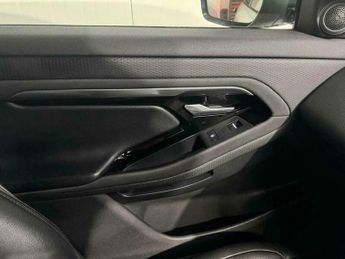 Land Rover Range Rover Evoque 2.0 Range Rover Evoque R-Dynamic S D Auto 4WD 5dr