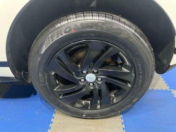 Land Rover Range Rover Evoque 2.0 Range Rover Evoque R-Dynamic S D Auto 4WD 5dr