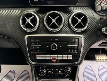 Mercedes A Class A 180 AMG LINE PREMIUM PLUS