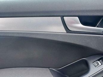 Audi A4 1.8 TFSI S line Saloon 4dr Petrol Multitronic Euro 5 (s/s) (170 