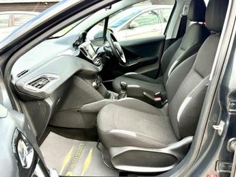 Peugeot 208 1.2 PureTech Active Euro 6 5dr