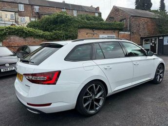 Skoda Superb 2.0 TDI SportLine DSG Euro 6 (s/s) 5dr