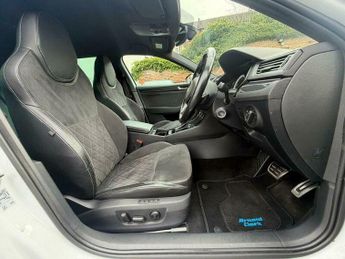 Skoda Superb 2.0 TDI SportLine DSG Euro 6 (s/s) 5dr