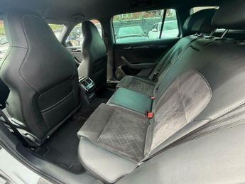 Skoda Superb 2.0 TDI SportLine DSG Euro 6 (s/s) 5dr