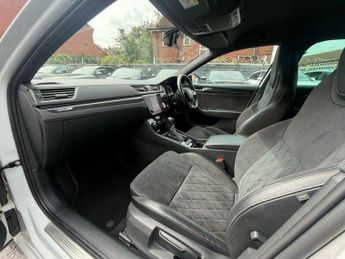 Skoda Superb 2.0 TDI SportLine DSG Euro 6 (s/s) 5dr