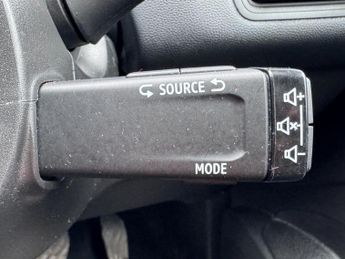 Renault Captur TECHNO E-TECH