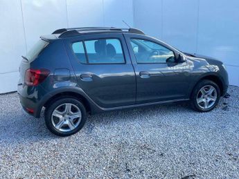 Dacia Sandero 0.9 TCe Essential Euro 6 (s/s) 5dr