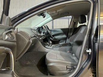 Vauxhall Insignia 1.6 CDTi ecoFLEX SE Euro 6 (s/s) 5dr