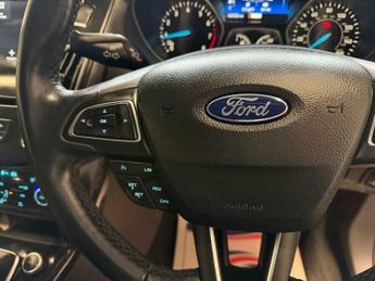 Ford Focus 1.0T EcoBoost Titanium Auto Euro 6 (s/s) 5dr