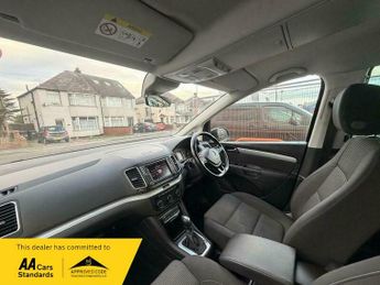 Peugeot 208 2.0 TDI SE DSG Euro 6 (s/s) 5dr