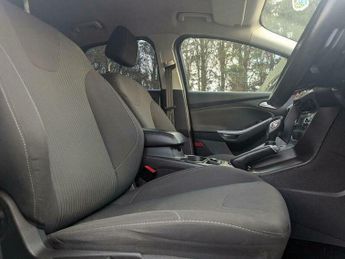Ford Focus 1.6 Titanium Powershift Euro 5 5dr