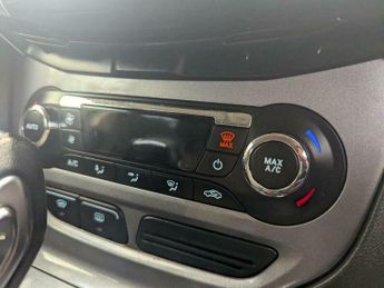 Ford Focus 1.6 Titanium Powershift Euro 5 5dr