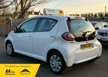 Toyota AYGO 1.0 VVT-i Ice Euro 5 5dr