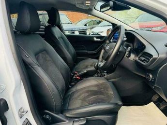 Ford Fiesta 1.0T EcoBoost MHEV Titanium Vignale Euro 6 (s/s) 5dr