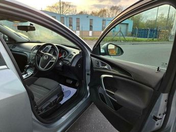 Vauxhall Insignia 2.0 CDTi SRi Auto Euro 5 5dr