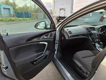Vauxhall Insignia 2.0 CDTi SRi Auto Euro 5 5dr
