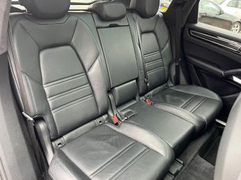 Porsche Cayenne 4.0T V8 Turbo TiptronicS 4WD Euro 6 (s/s) 5dr