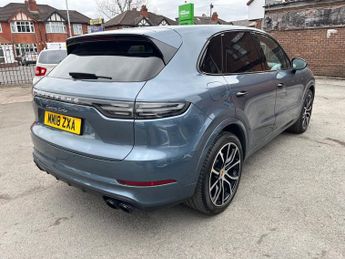 Porsche Cayenne 4.0T V8 Turbo TiptronicS 4WD Euro 6 (s/s) 5dr