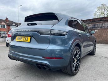 Porsche Cayenne 4.0T V8 Turbo TiptronicS 4WD Euro 6 (s/s) 5dr