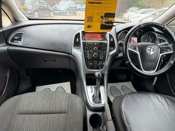 Vauxhall Astra 1.6 16V Exclusiv Sports Tourer Auto Euro 5 5dr
