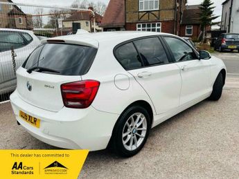 BMW 1 SERIES 2.0 116d SE Auto Euro 5 (s/s) 5dr