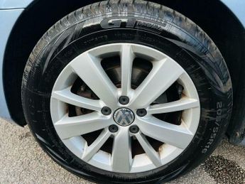 Volkswagen Golf 1.6 TDI SE DSG Euro 5 5dr