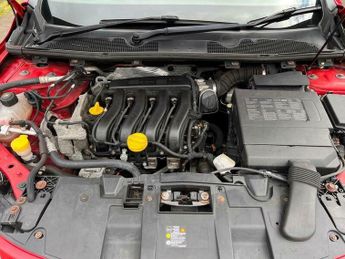 Renault Megane 1.6 16V Expression + Euro 5 3dr