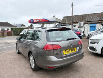 Volkswagen Golf SE TDI BLUEMOTION TECHNOLOGY DSG