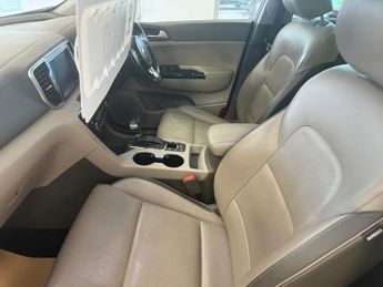 Kia Sportage CRDI FIRST EDITION 16 PLATE 89000 MILES AUTO PAN TOOF SAT NAV LE