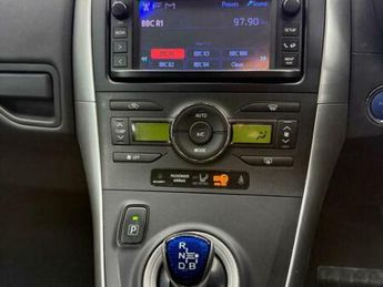 Toyota Auris 1.8 VVT-h T Spirit CVT Euro 5 (s/s) 5dr