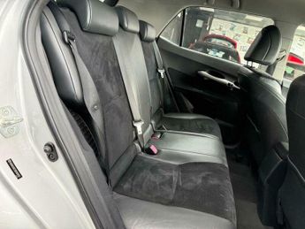 Toyota Auris 1.8 VVT-h T Spirit CVT Euro 5 (s/s) 5dr