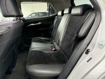 Toyota Auris 1.8 VVT-h T Spirit CVT Euro 5 (s/s) 5dr