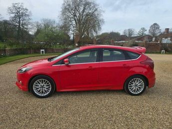 Ford Focus 1.6 Zetec Powershift Euro 5 5dr