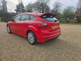 Ford Focus 1.6 Zetec Powershift Euro 5 5dr