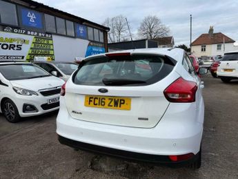 Ford Focus 1.0T EcoBoost Titanium Auto Euro 6 (s/s) 5dr