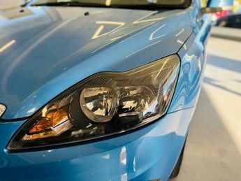 Ford Focus 1.6 Zetec 5dr