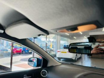 Ford Focus 1.6 Zetec 5dr