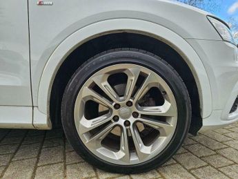 Audi Q3 2.0 TDI S line Plus S Tronic quattro Euro 5 (s/s) 5dr