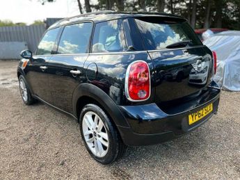 MINI Countryman 2.0 Cooper D Auto Euro 5 5dr