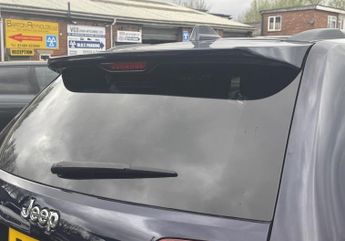 Jeep Grand Cherokee 3.0 V6 CRD Overland SUV 5dr Diesel Auto 4WD Euro 6 (247 bhp)