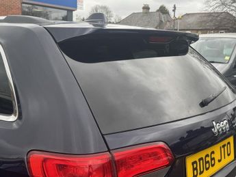 Jeep Grand Cherokee 3.0 V6 CRD Overland SUV 5dr Diesel Auto 4WD Euro 6 (247 bhp)