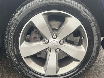 Jeep Grand Cherokee 3.0 V6 CRD Overland SUV 5dr Diesel Auto 4WD Euro 6 (247 bhp)