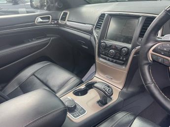 Jeep Grand Cherokee 3.0 V6 CRD Overland SUV 5dr Diesel Auto 4WD Euro 6 (247 bhp)