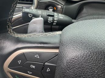 Jeep Grand Cherokee 3.0 V6 CRD Overland SUV 5dr Diesel Auto 4WD Euro 6 (247 bhp)