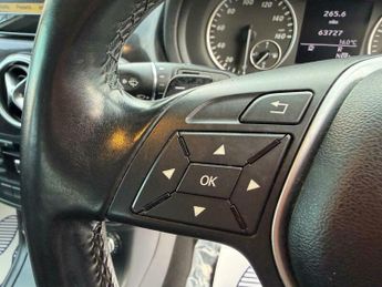 Mercedes-Benz B Class 1.6 B180 BlueEfficiency SE 7G-DCT Euro 5 (s/s) 5dr