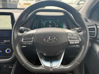 Hyundai Ioniq 1.6 h-GDi Premium DCT Euro 6 (s/s) 5dr