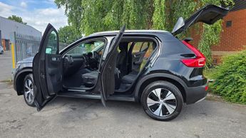 Volvo XC40 1.5h T4 Recharge 10.7kWh Inscription Expression SUV 5dr Petrol P