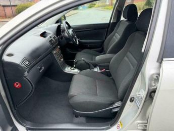 Toyota Avensis 1.8 VVT-i T3-X 5dr