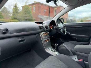 Toyota Avensis 1.8 VVT-i T3-X 5dr